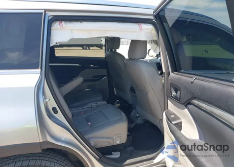 2015 Toyota Highlander Xle z USA, uszkodzony, nr VIN 5TDKKRFH8FS045181